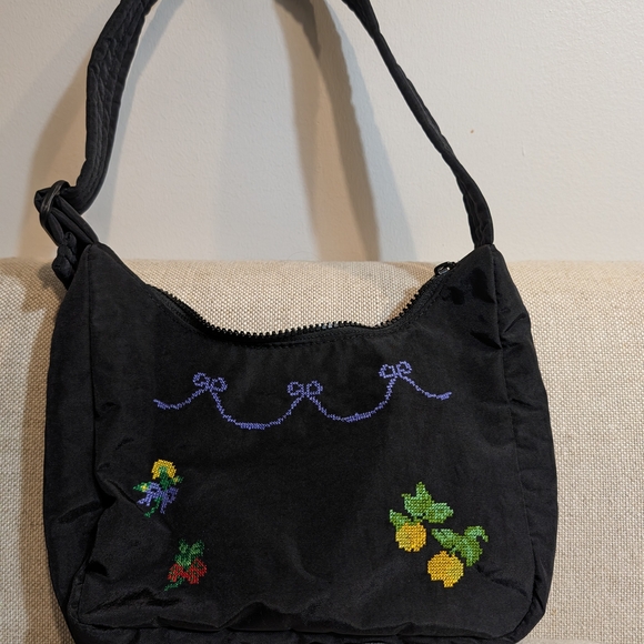 BAGGU Black Embroidered Shoulder Bag with Colorful Stitching - Picture 2 of 3